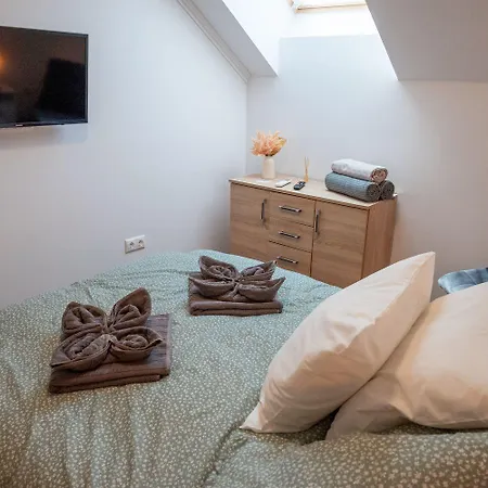 Pipi Es Papi Vendeghaz