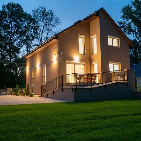 Appartement Pipi Es Papi Vendeghaz *