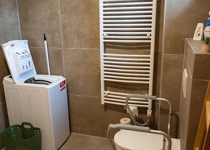 Pipi Es Papi Vendeghaz *